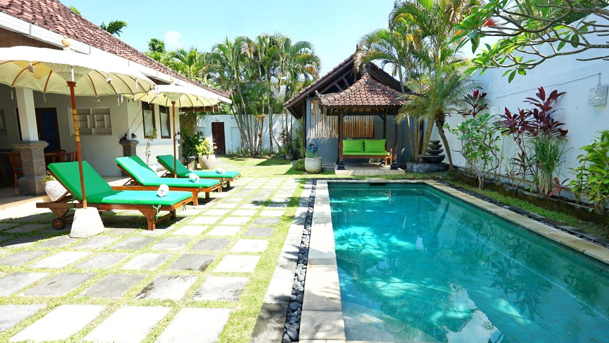 Villa Te Kawau Seminyak Esterno foto